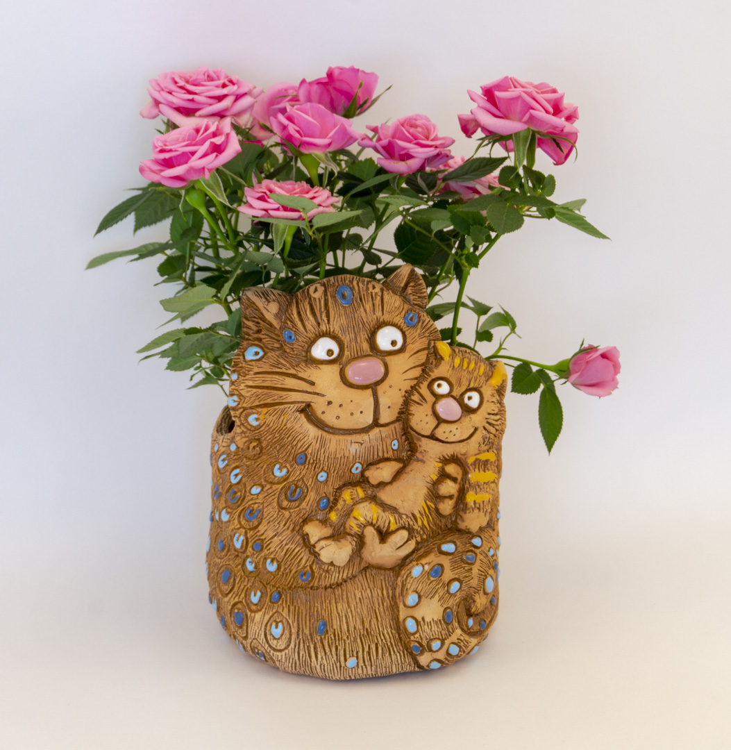 Кошка с котёнком кашпо керамика