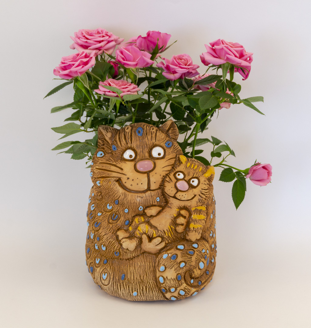 Кошка с котёнком кашпо керамика