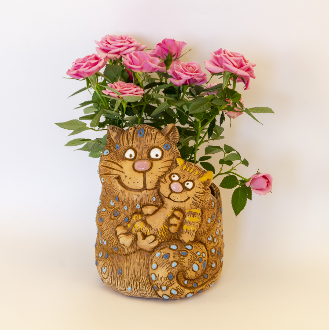 Кошка с котёнком кашпо керамика