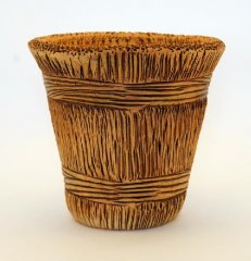 Камыш горшок глиняный