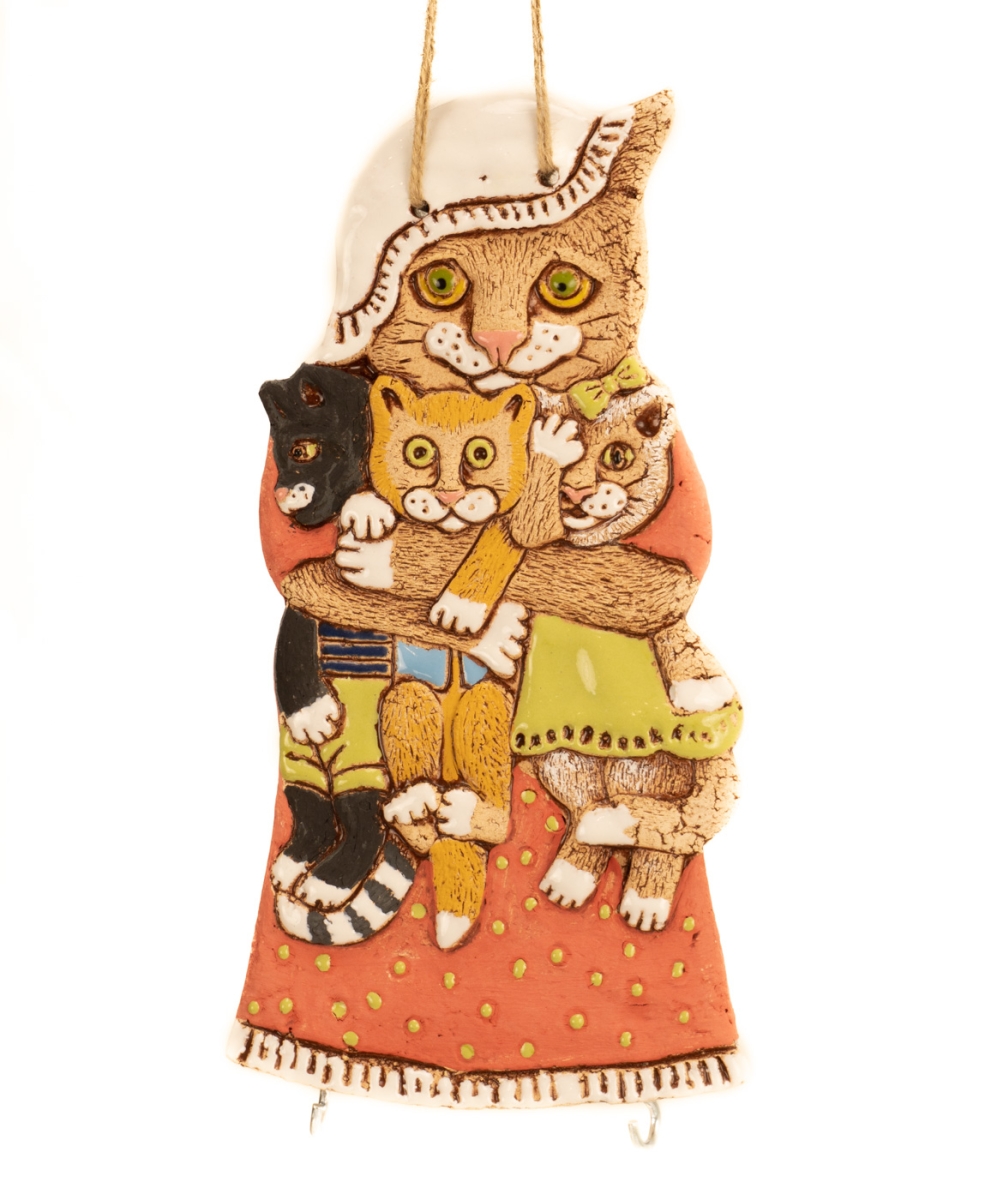 Кошка с котятами ключница, вешалка