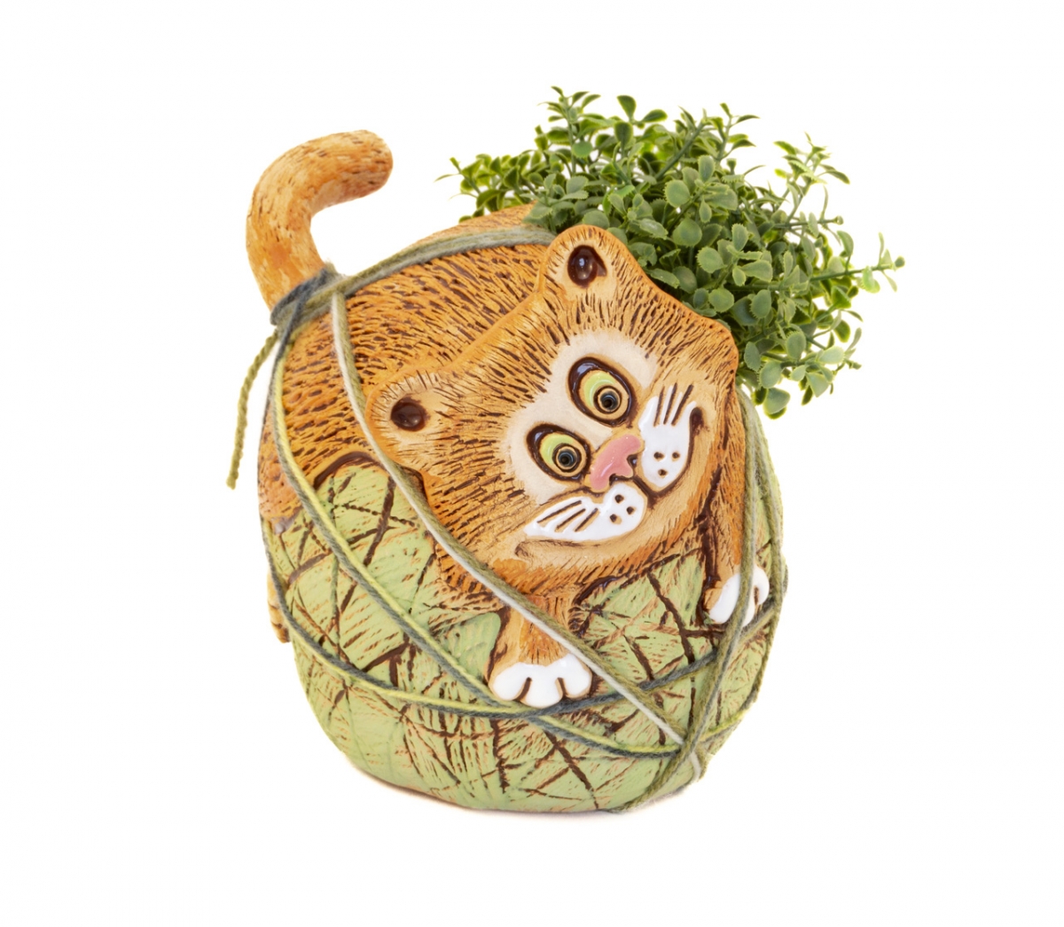 Котёнок с клубком